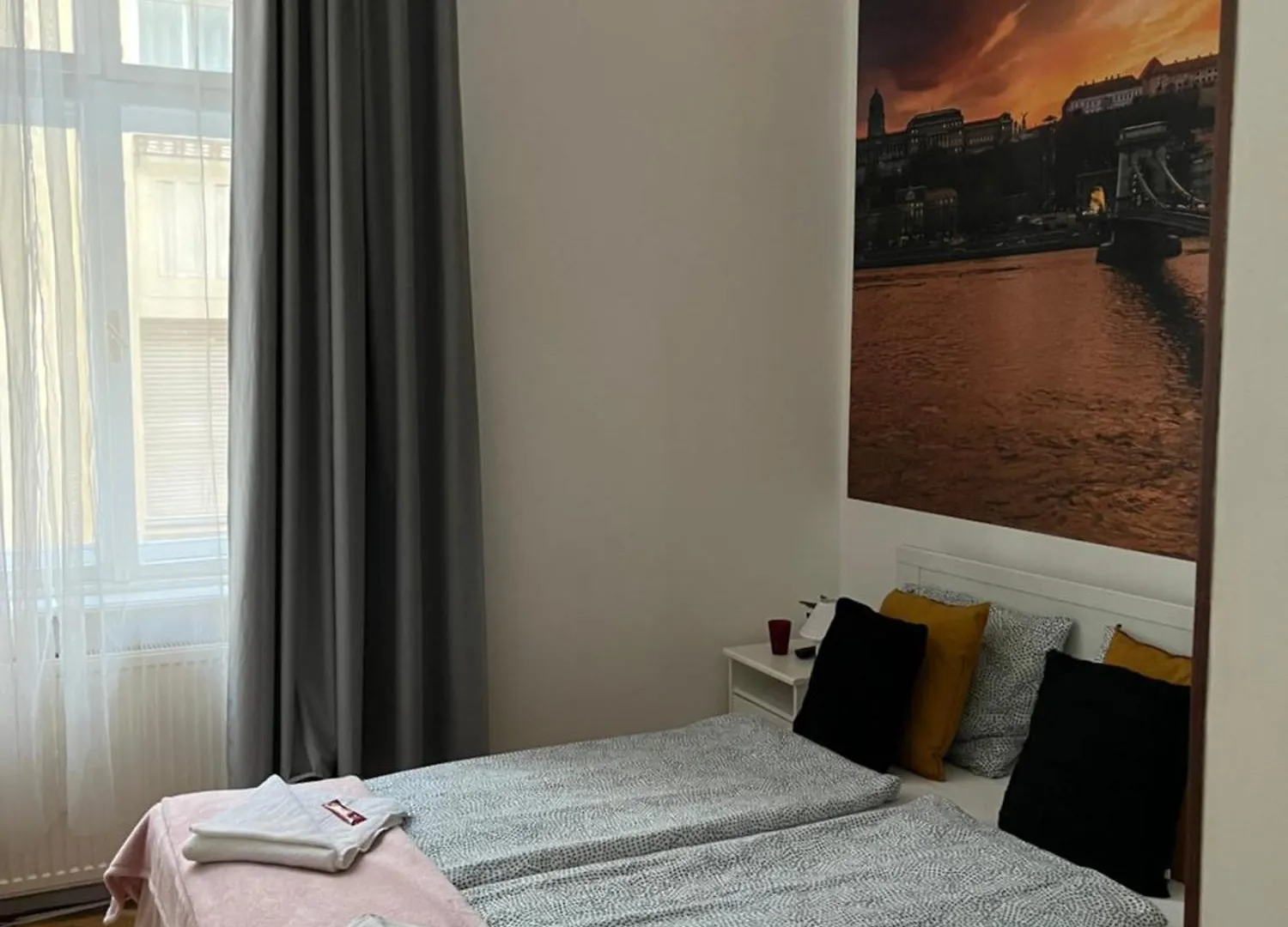 Apartman Millionrosesvintage Apartmanhotel Vaci Street Free Airconditioner And Coffee Budapest